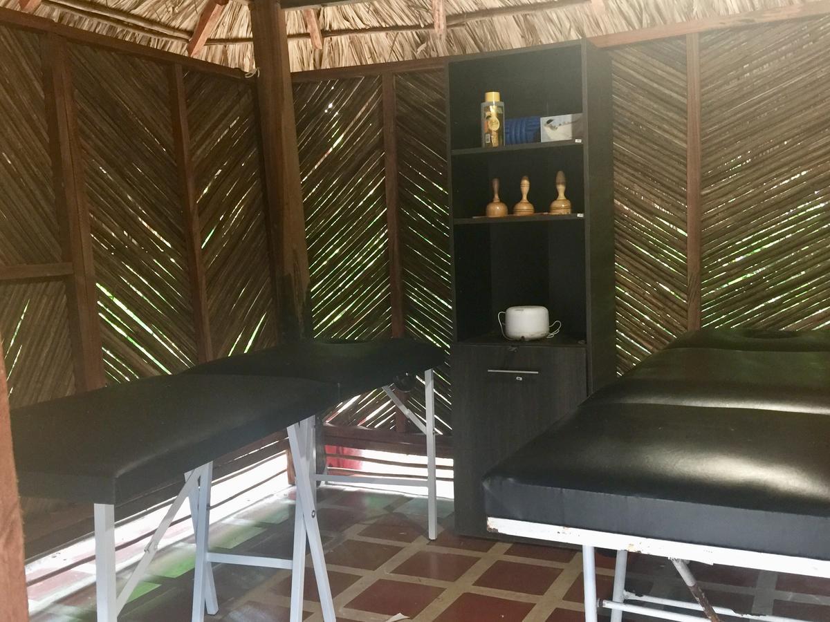 Palomino Breeze Hostal Exterior foto